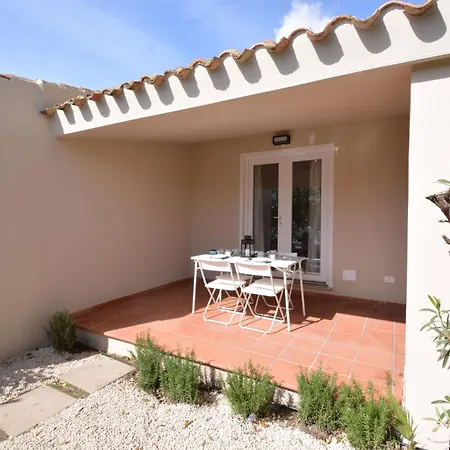 度假居 Mirto Marino-3 By Interhome